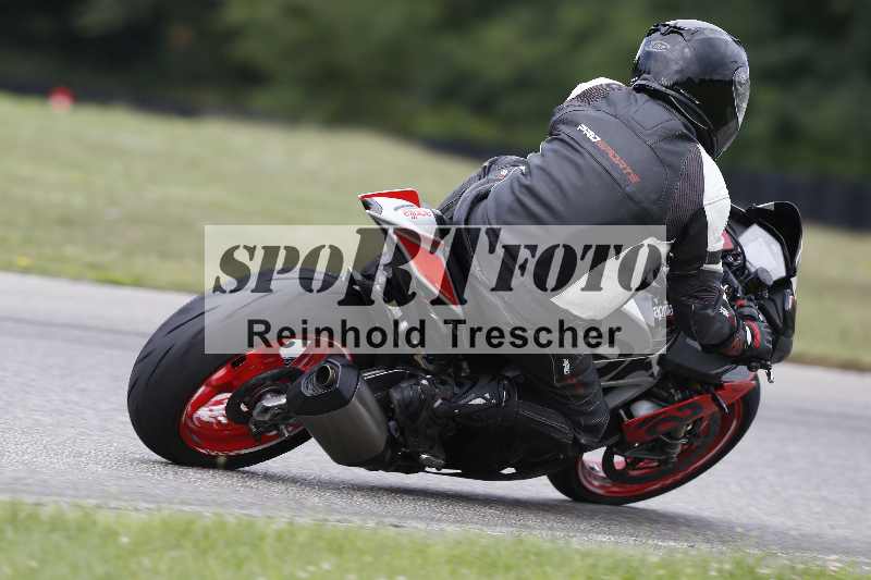/34 25.07.2025 Speer Racing ADR/Gruppe gelb/backside
